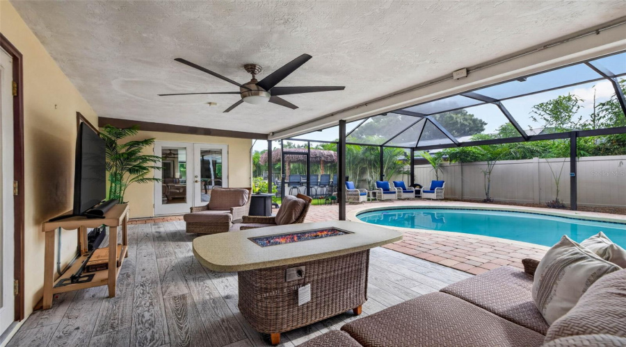 St Petersburg, Florida 33702, 4 Bedroom Bedrooms, ,3 Bathroombathrooms,Residential,For Sale,75Th,0,Mfrtb8540993