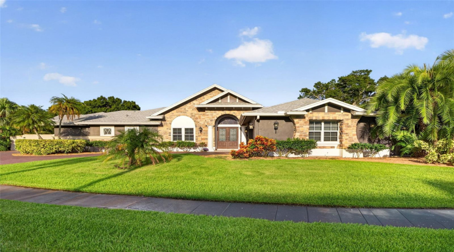 St Petersburg, Florida 33702, 4 Bedroom Bedrooms, ,3 Bathroombathrooms,Residential,For Sale,75Th,0,Mfrtb8540993