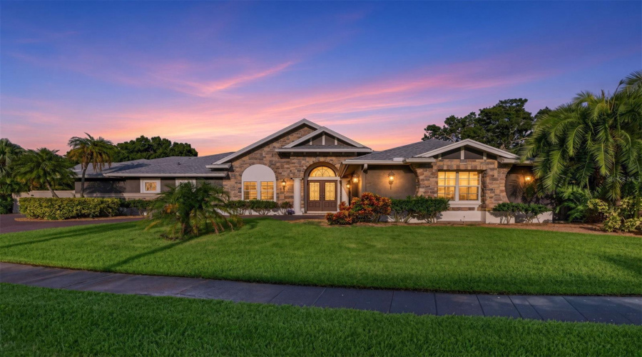 St Petersburg, Florida 33702, 4 Bedroom Bedrooms, ,3 Bathroombathrooms,Residential,For Sale,75Th,0,Mfrtb8540993