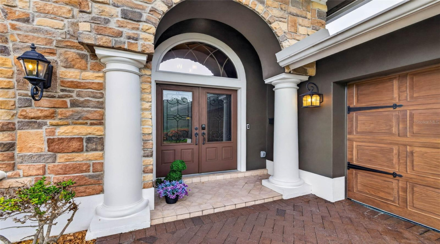 Beautiful Entrance With 13Ft Ceiling Foyer