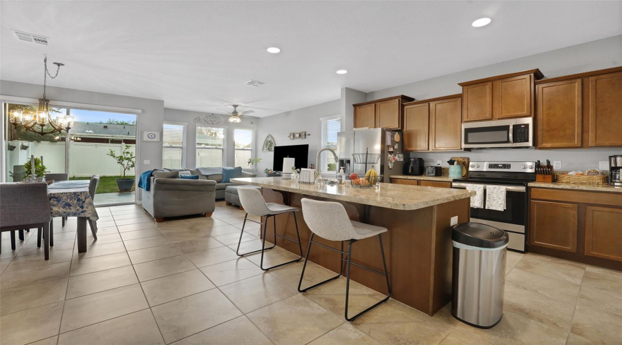 Sanford, Florida 32773, 3 Bedroom Bedrooms, ,2 Bathroombathrooms,Residential,For Sale,Peterson,0,Mfro6435802