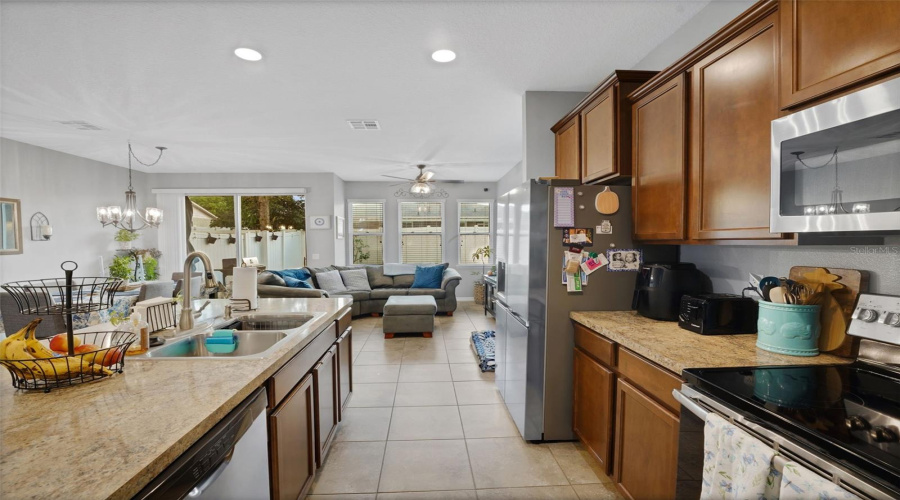 Sanford, Florida 32773, 3 Bedroom Bedrooms, ,2 Bathroombathrooms,Residential,For Sale,Peterson,0,Mfro6435802