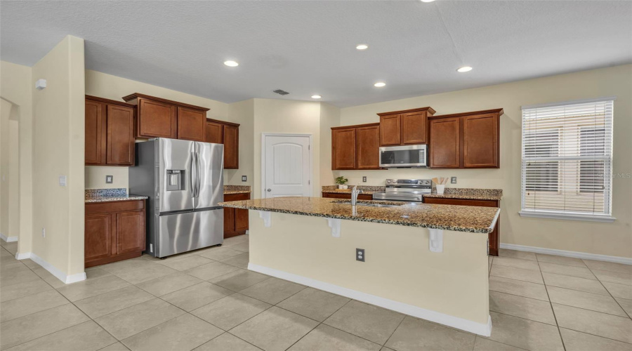 Winter Garden, Florida 34787, 4 Bedroom Bedrooms, ,3 Bathroombathrooms,Residential,For Sale,Bayview Crossing,0,Mfro6412974