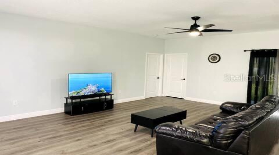 Port Charlotte, Florida 33981, 4 Bedroom Bedrooms, ,2 Bathroombathrooms,Residential,For Sale,Mcfarland,0,Mfro6364605