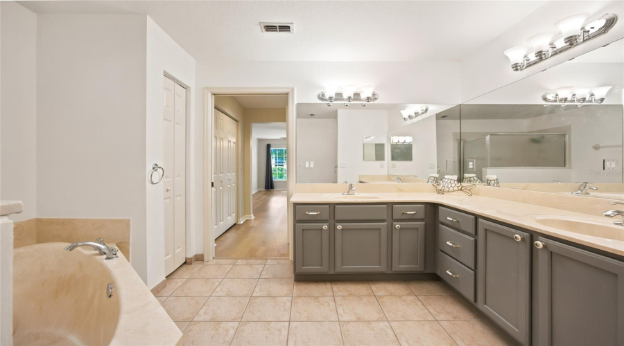 Ocala, Florida 34476, 3 Bedroom Bedrooms, ,2 Bathroombathrooms,Residential,For Sale,81St,0,Mfrom730015