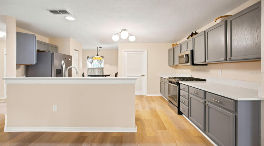 Ocala, Florida 34476, 3 Bedroom Bedrooms, ,2 Bathroombathrooms,Residential,For Sale,81St,0,Mfrom730015