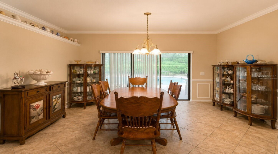Dining Room Virtually Staged