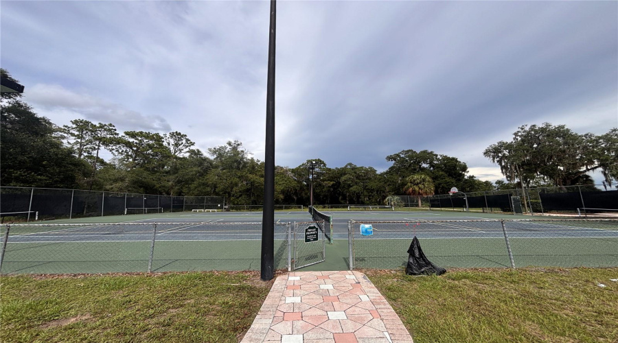 Community Tennis Courts