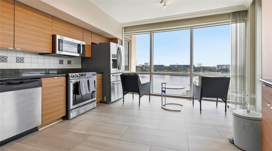 Orlando, Florida 32801, 3 Bedroom Bedrooms, ,2 Bathroombathrooms,Residential,For Sale,Central,0,Mfro6432138