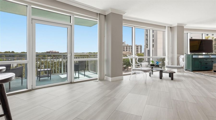 Orlando, Florida 32801, 3 Bedroom Bedrooms, ,2 Bathroombathrooms,Residential,For Sale,Central,0,Mfro6432138