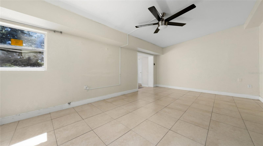 Orlando, Florida 32808, 3 Bedroom Bedrooms, ,1 Bathroombathrooms,Residential,For Sale,Robbins,0,Mfrs5152490