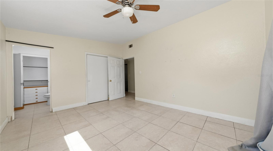 Orlando, Florida 32808, 3 Bedroom Bedrooms, ,1 Bathroombathrooms,Residential,For Sale,Robbins,0,Mfrs5152490