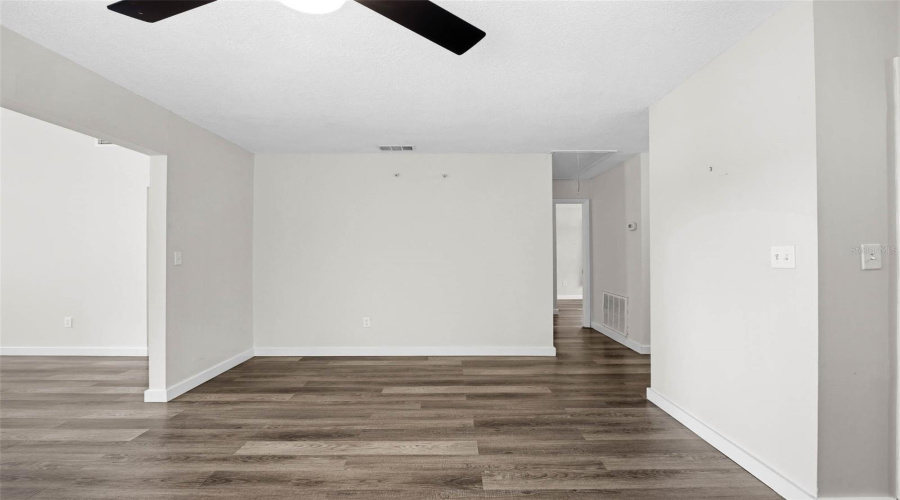 St Petersburg, Florida 33712, 2 Bedroom Bedrooms, ,2 Bathroombathrooms,Residential,For Sale,51St,0,Mfrtb8529671