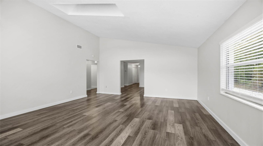 St Petersburg, Florida 33712, 2 Bedroom Bedrooms, ,2 Bathroombathrooms,Residential,For Sale,51St,0,Mfrtb8529671