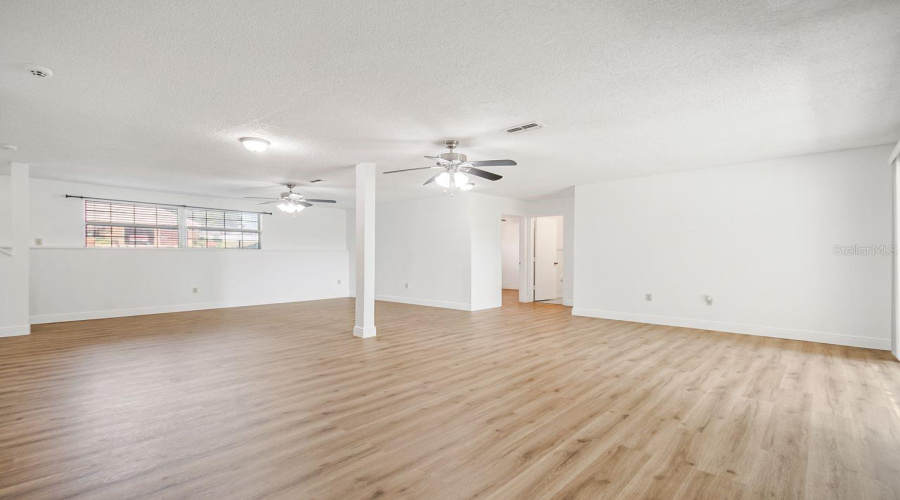 Haines City, Florida 33844, 4 Bedroom Bedrooms, ,3 Bathroombathrooms,Residential,For Sale,Crest,0,Mfrs5156220