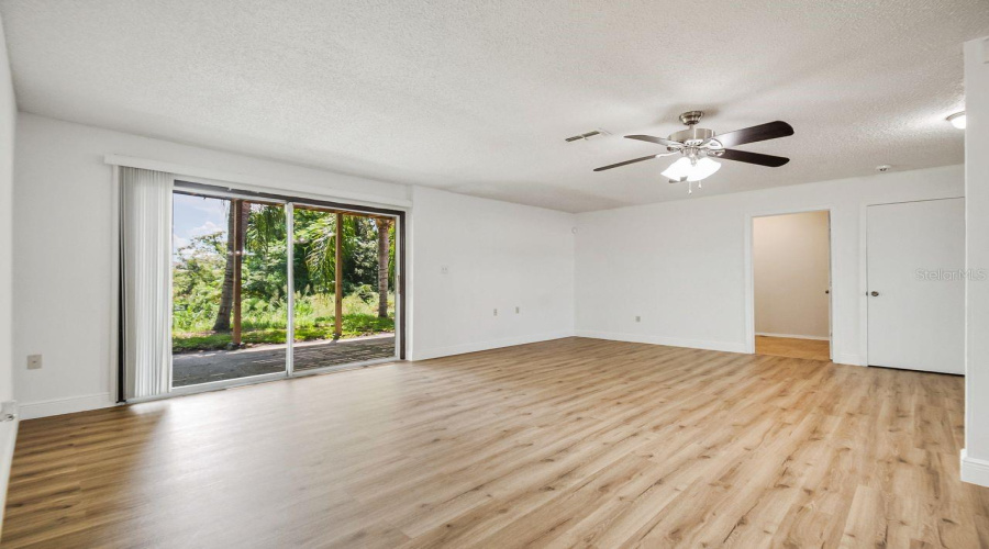 Haines City, Florida 33844, 4 Bedroom Bedrooms, ,3 Bathroombathrooms,Residential,For Sale,Crest,0,Mfrs5156220