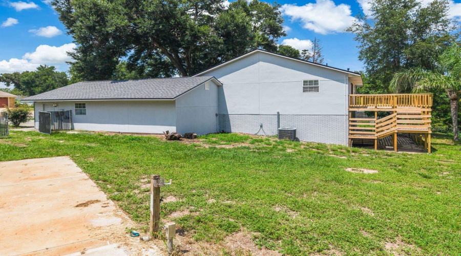Haines City, Florida 33844, 4 Bedroom Bedrooms, ,3 Bathroombathrooms,Residential,For Sale,Crest,0,Mfrs5156220