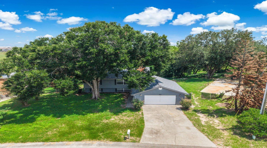 Haines City, Florida 33844, 4 Bedroom Bedrooms, ,3 Bathroombathrooms,Residential,For Sale,Crest,0,Mfrs5156220