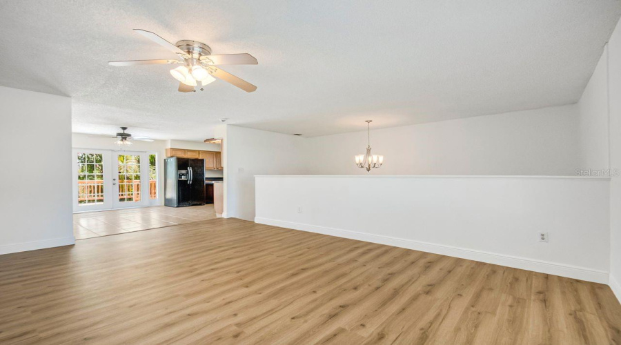 Haines City, Florida 33844, 4 Bedroom Bedrooms, ,3 Bathroombathrooms,Residential,For Sale,Crest,0,Mfrs5156220