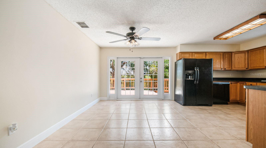 Haines City, Florida 33844, 4 Bedroom Bedrooms, ,3 Bathroombathrooms,Residential,For Sale,Crest,0,Mfrs5156220