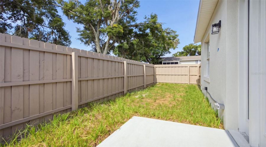 Apopka, Florida 32712, 3 Bedroom Bedrooms, ,2 Bathroombathrooms,Residential,For Sale,Oak Pl,0,Mfro6389632