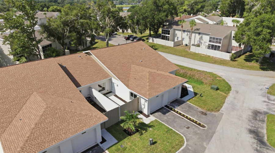 Apopka, Florida 32712, 3 Bedroom Bedrooms, ,2 Bathroombathrooms,Residential,For Sale,Oak Pl,0,Mfro6389632