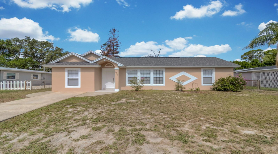 Orlando, Florida 32817, 2 Bedroom Bedrooms, ,2 Bathroombathrooms,Residential,For Sale,Vincent,0,Mfro6425543