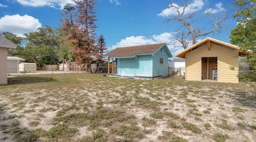 Orlando, Florida 32817, 2 Bedroom Bedrooms, ,2 Bathroombathrooms,Residential,For Sale,Vincent,0,Mfro6425543