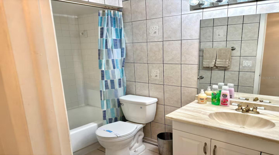 Tampa, Florida 33624, 4 Bedroom Bedrooms, ,3 Bathroombathrooms,Residential,For Sale,Silverhill,0,Mfrtb8505033