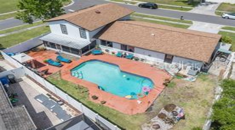 Tampa, Florida 33624, 4 Bedroom Bedrooms, ,3 Bathroombathrooms,Residential,For Sale,Silverhill,0,Mfrtb8505033