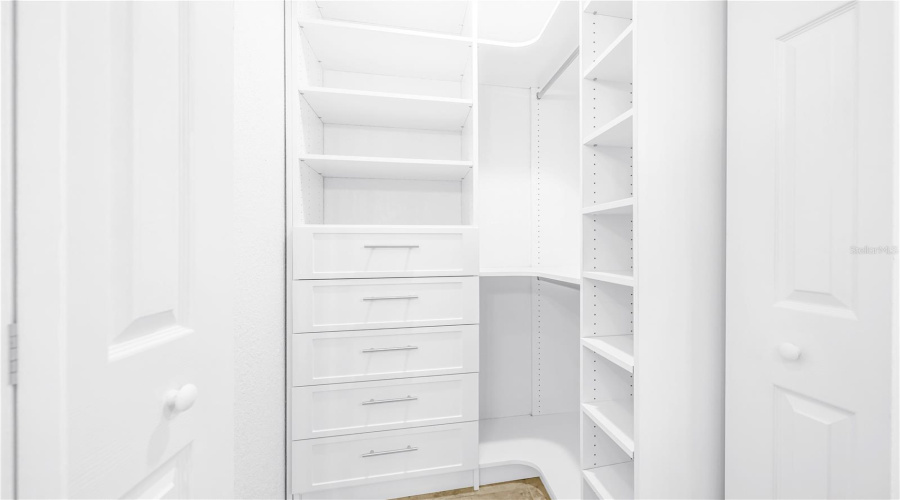 Custom Closets In Primary
