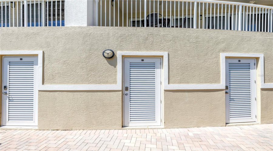 Cabana &Quot;C&Quot; For Extra Storage