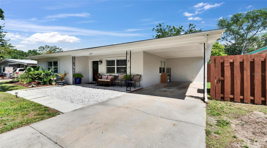 Dunedin, Florida 34698, 3 Bedroom Bedrooms, ,2 Bathroombathrooms,Residential,For Sale,San Mateo,0,Mfrtb8542065