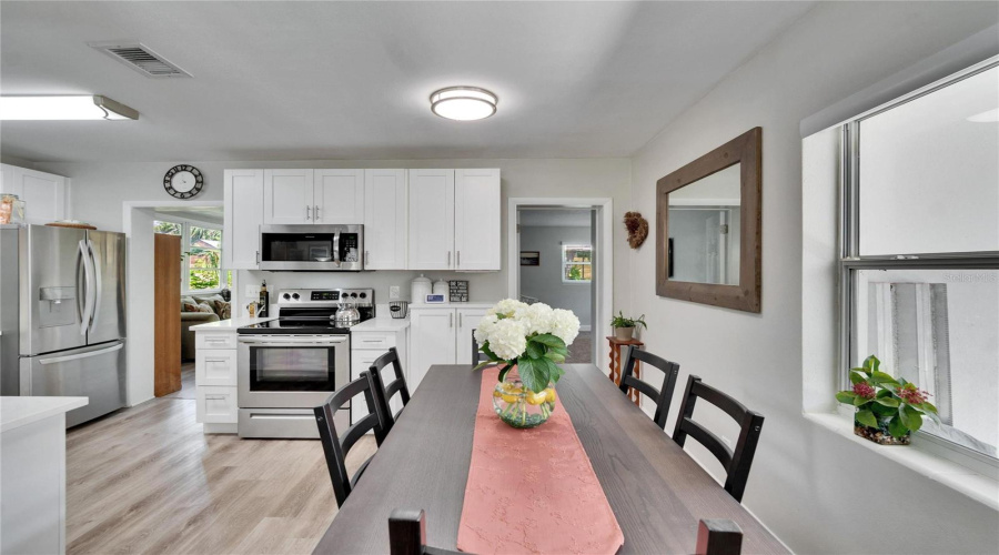 Dunedin, Florida 34698, 3 Bedroom Bedrooms, ,2 Bathroombathrooms,Residential,For Sale,San Mateo,0,Mfrtb8542065