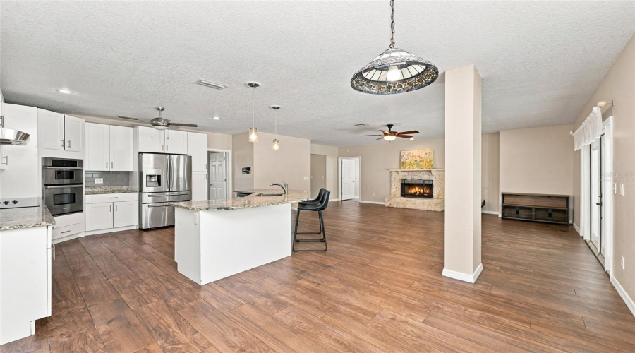 Eating Space In Kitchen