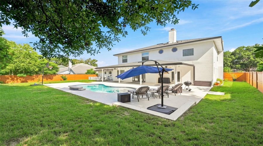 Apopka, Florida 32712, 6 Bedroom Bedrooms, ,4 Bathroombathrooms,Residential,For Sale,Valley Pine,0,Mfro6408227