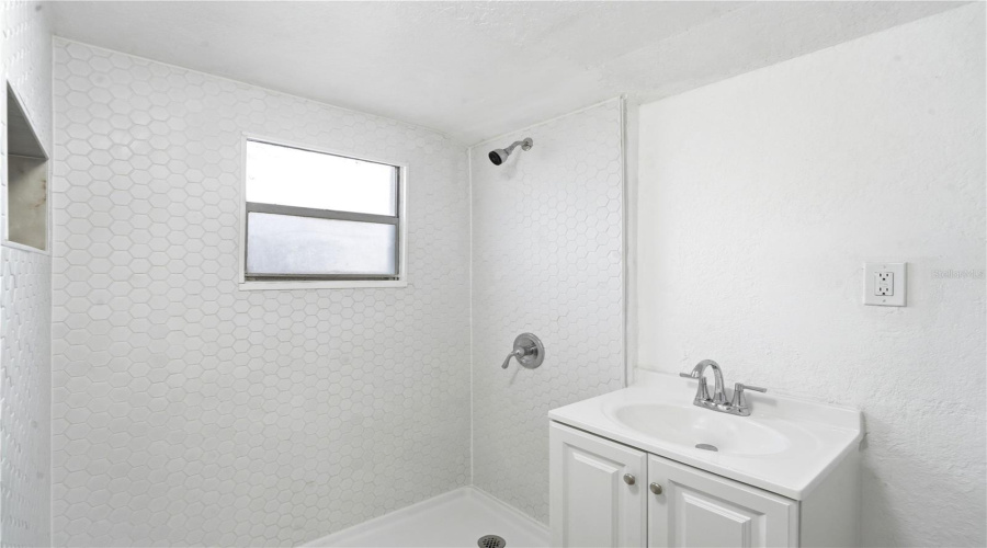 St Cloud, Florida 34769, 2 Bedroom Bedrooms, ,1 Bathroombathrooms,Residential,For Sale,New York,0,Mfro6420399