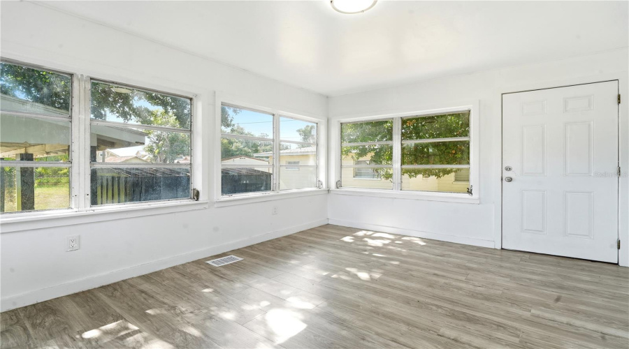 St Cloud, Florida 34769, 2 Bedroom Bedrooms, ,1 Bathroombathrooms,Residential,For Sale,New York,0,Mfro6420399