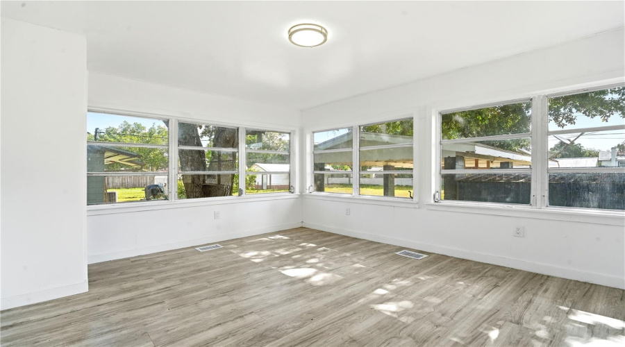 St Cloud, Florida 34769, 2 Bedroom Bedrooms, ,1 Bathroombathrooms,Residential,For Sale,New York,0,Mfro6420399