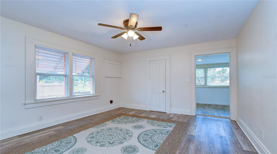 Gulfport, Florida 33707, 2 Bedroom Bedrooms, ,1 Bathroombathrooms,Residential,For Sale,15Th,0,Mfrtb8528873