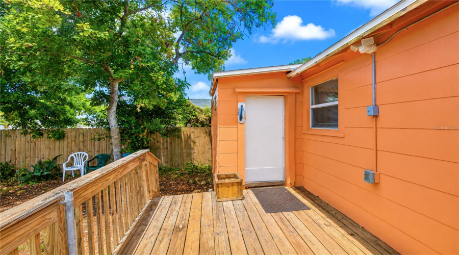 Gulfport, Florida 33707, 2 Bedroom Bedrooms, ,1 Bathroombathrooms,Residential,For Sale,15Th,0,Mfrtb8528873