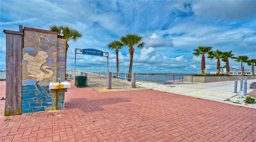 Gulfport, Florida 33707, 2 Bedroom Bedrooms, ,1 Bathroombathrooms,Residential,For Sale,15Th,0,Mfrtb8528873