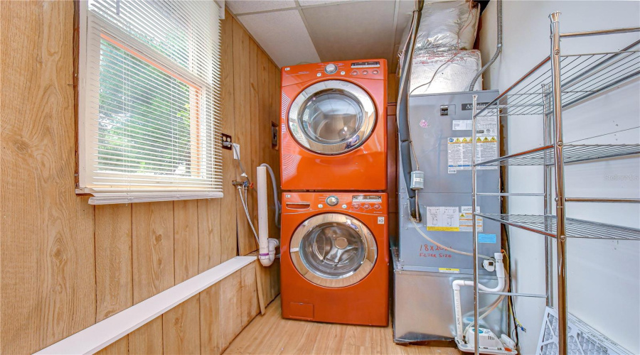 Gulfport, Florida 33707, 2 Bedroom Bedrooms, ,1 Bathroombathrooms,Residential,For Sale,15Th,0,Mfrtb8528873