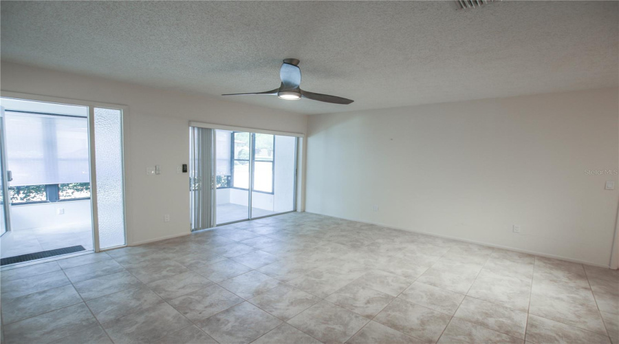Palm Harbor, Florida 34684, 2 Bedroom Bedrooms, ,2 Bathroombathrooms,Residential,For Sale,Shelly,0,Mfrtb8542922