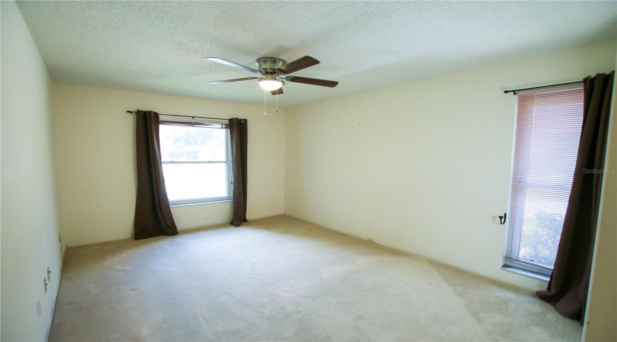 Palm Harbor, Florida 34684, 2 Bedroom Bedrooms, ,2 Bathroombathrooms,Residential,For Sale,Shelly,0,Mfrtb8542922