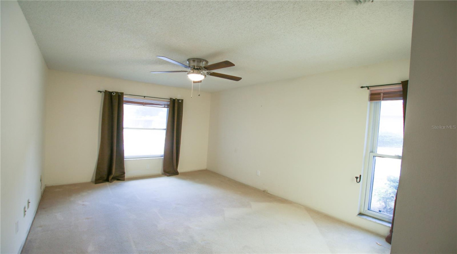 Palm Harbor, Florida 34684, 2 Bedroom Bedrooms, ,2 Bathroombathrooms,Residential,For Sale,Shelly,0,Mfrtb8542922