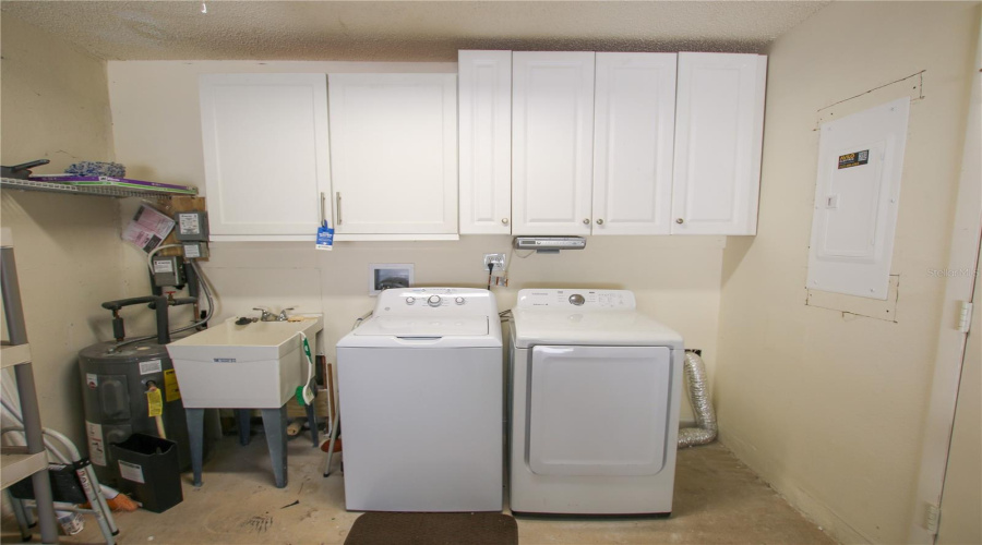 Palm Harbor, Florida 34684, 2 Bedroom Bedrooms, ,2 Bathroombathrooms,Residential,For Sale,Shelly,0,Mfrtb8542922