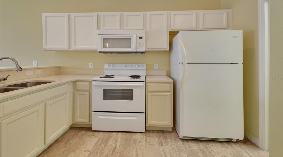 Deland, Florida 32724, 2 Bedroom Bedrooms, ,2 Bathroombathrooms,Residential,For Sale,Pine Bluff,0,Mfrv4950903