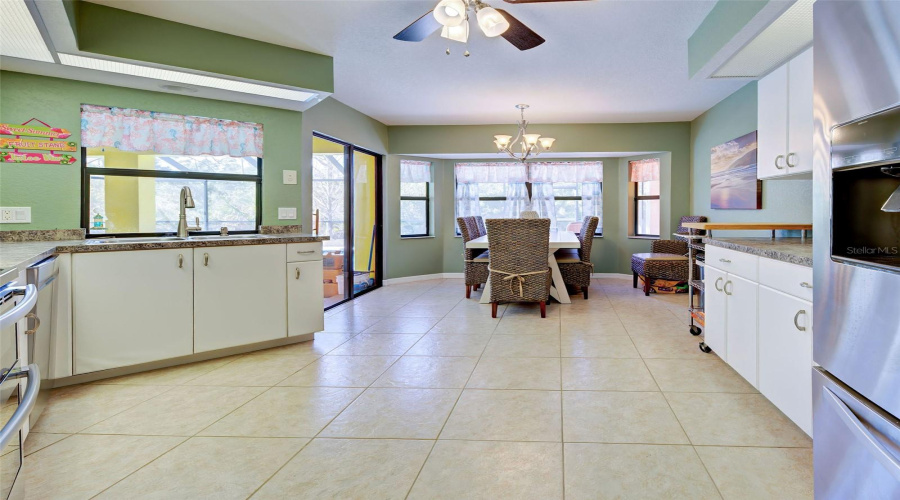 Eat In Kitchen With Sliding Glass Doors To Lanai/Pool Area