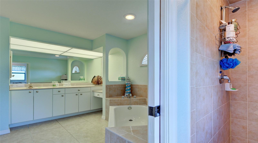Port Charlotte, Florida 33953, 4 Bedroom Bedrooms, ,2 Bathroombathrooms,Residential,For Sale,Belvoir,0,Mfrn6143324